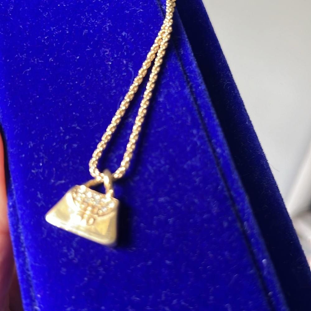 Givenchy Vintage Necklace 🔥